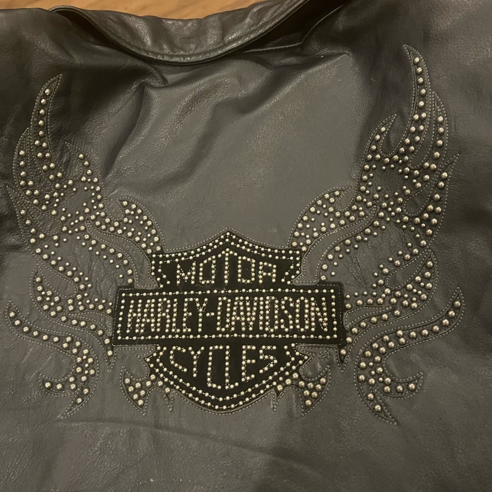 Harley Davidson Women's Leather Jacket - Size Large